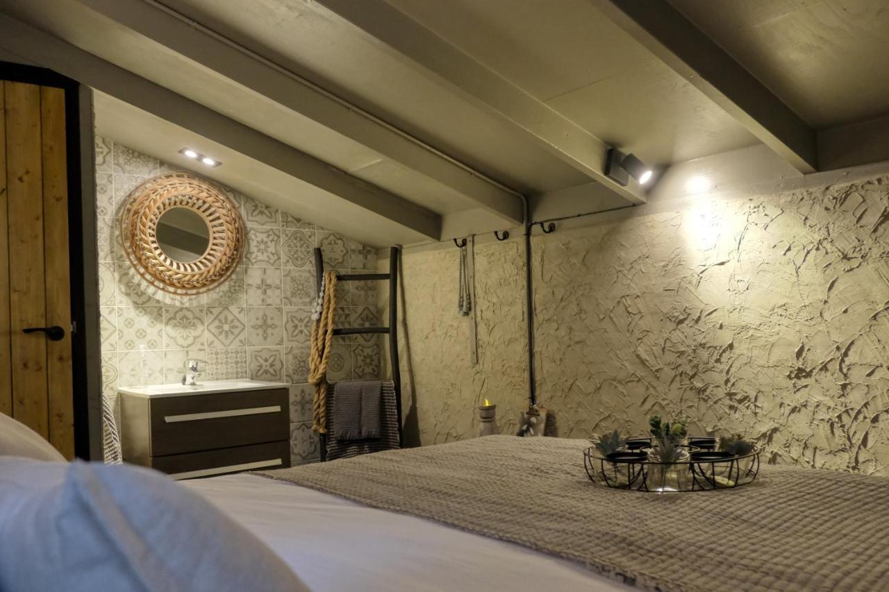 Lodge In Een Bosrijke Omgeving Met Hottub & Sauna Opt Rheezerveen Kültér fotó